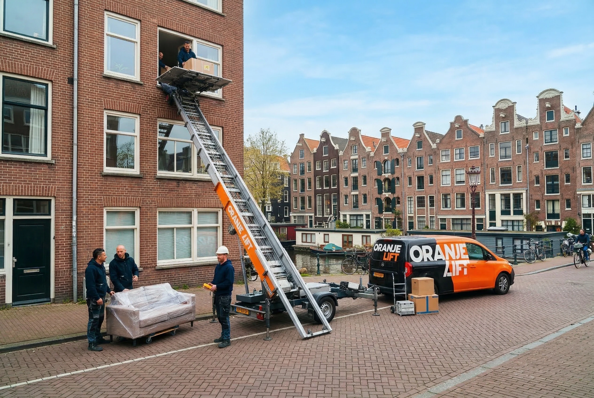 Verhuislift bij woning Maassluis